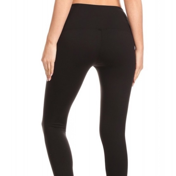 High Waisted Soft Leggings - Picture 3 of 3